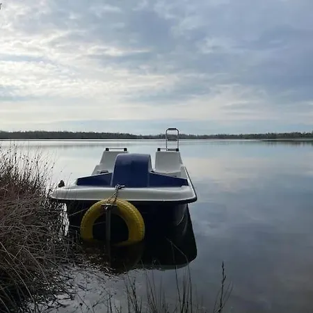 Διαμέρισμα Hh_ferienhaus Nicole, 100 Meter Zum Badesee *